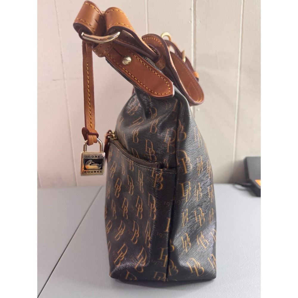 Dooney & Bourke Hobo Bag Womens Large Brown Monogram Coated Canvas Leather Trim - Picture 2 of 13
